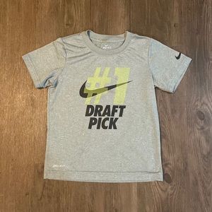 Nike Kids Shirt Size 7